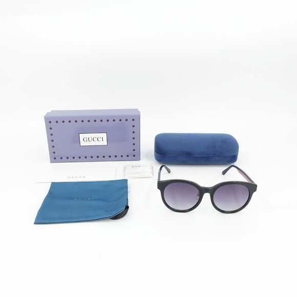 Gucci Women\'s Sunglasses in Black with Purple Lenses main image 9